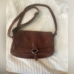 Elegant Brown Leather Crossbody Bag